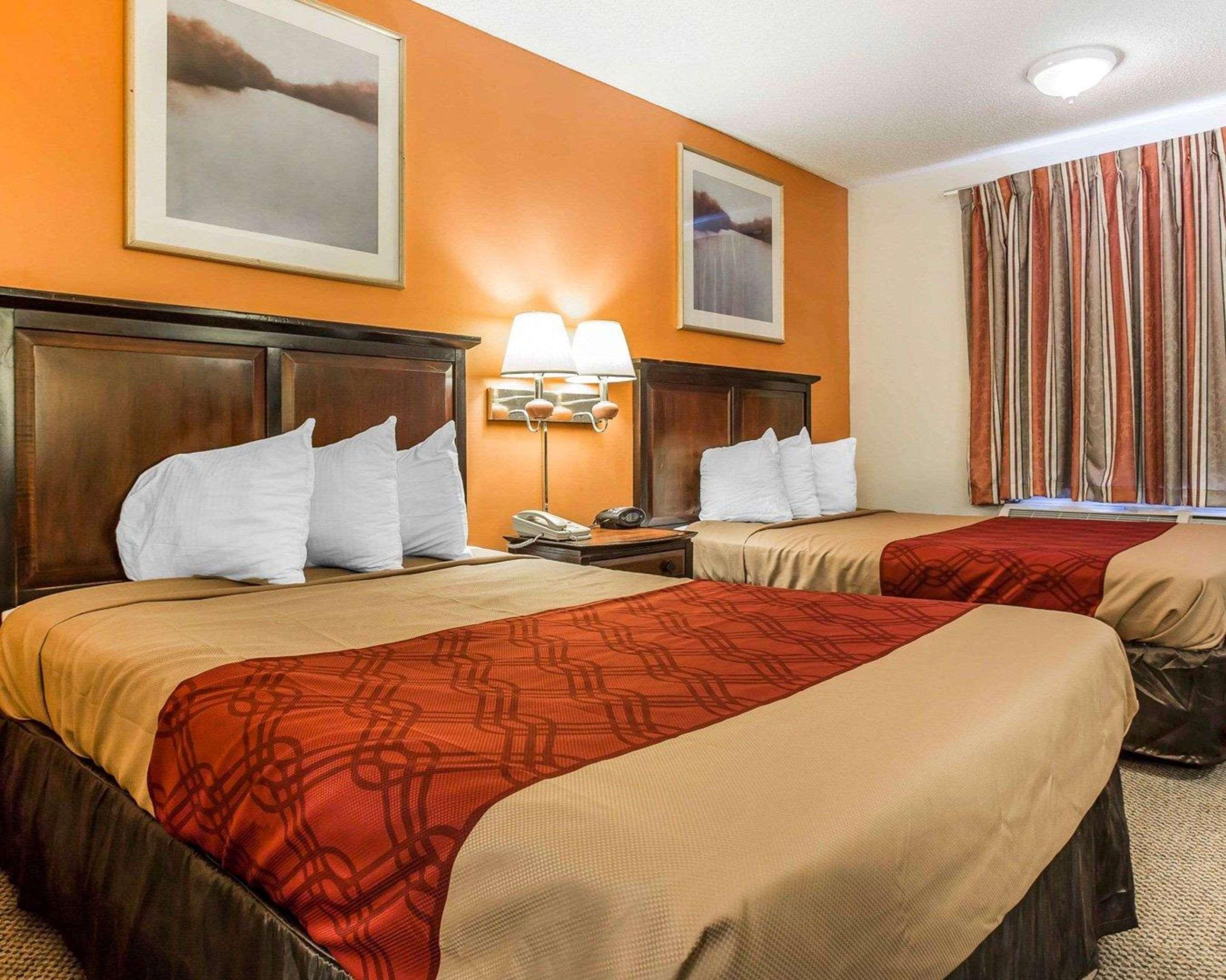 Econo Lodge Санті Екстер'єр фото